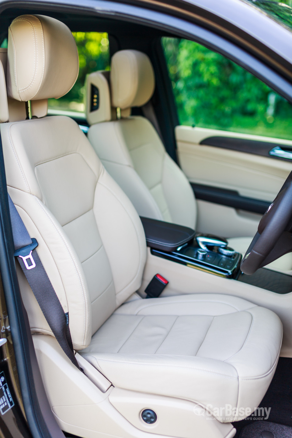 Mercedes-Benz GLE W166 Facelift (2016) Interior