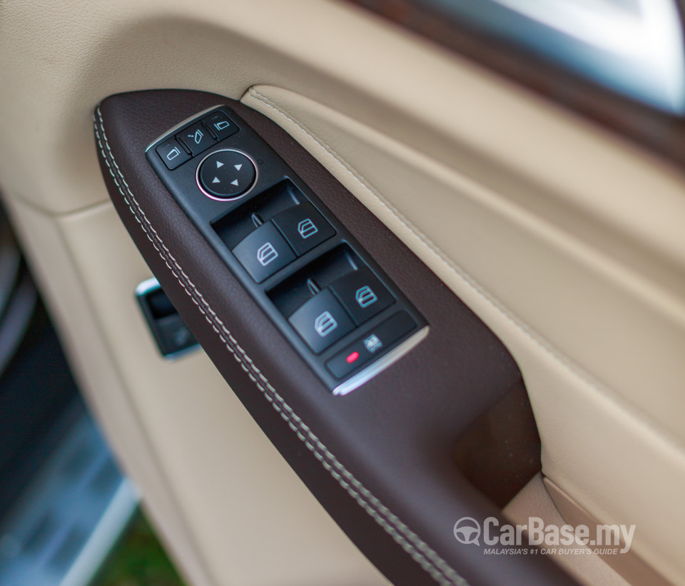 Mercedes-Benz GLE W166 Facelift (2016) Interior
