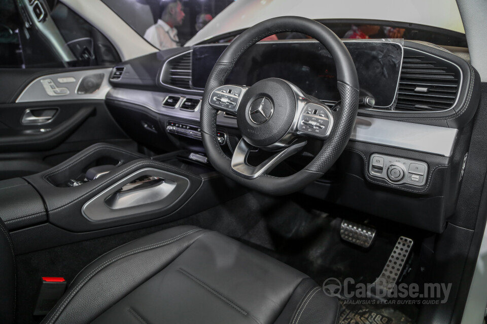 Mercedes-Benz A-Class W177 (2018) Interior