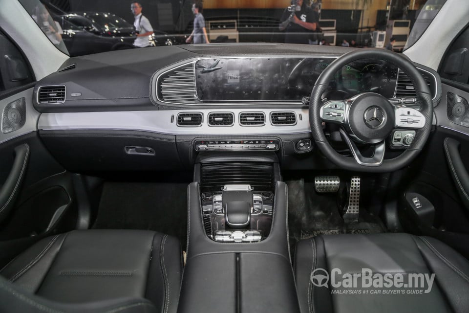 Mercedes-Benz GLE V167 (2019) Interior
