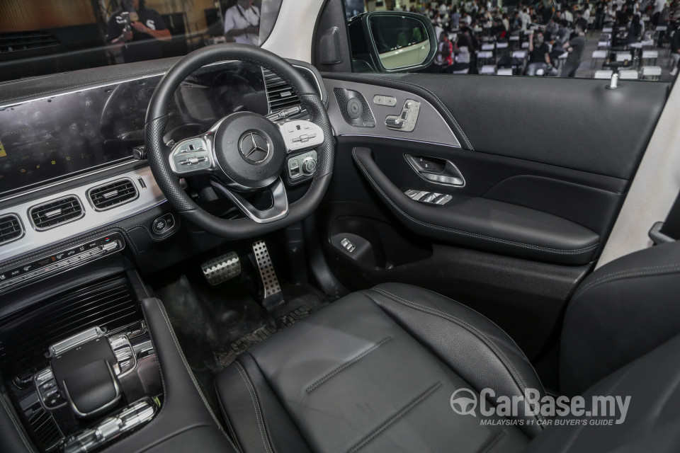 Mercedes-Benz GLE V167 (2019) Interior