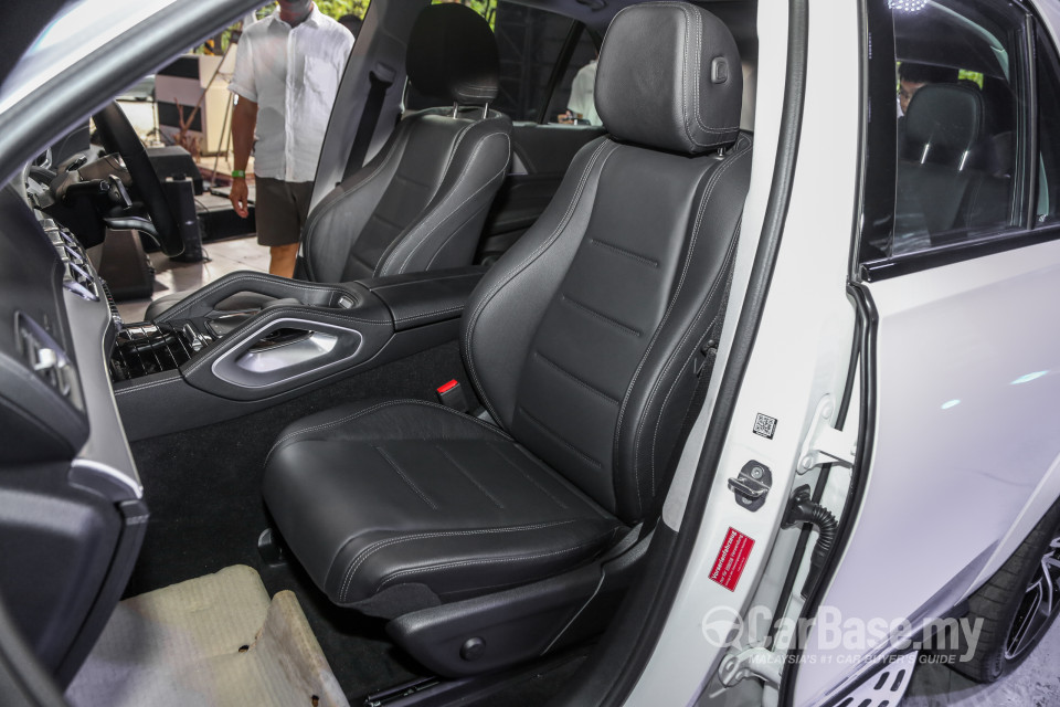 Mercedes-Benz GLE V167 (2019) Interior