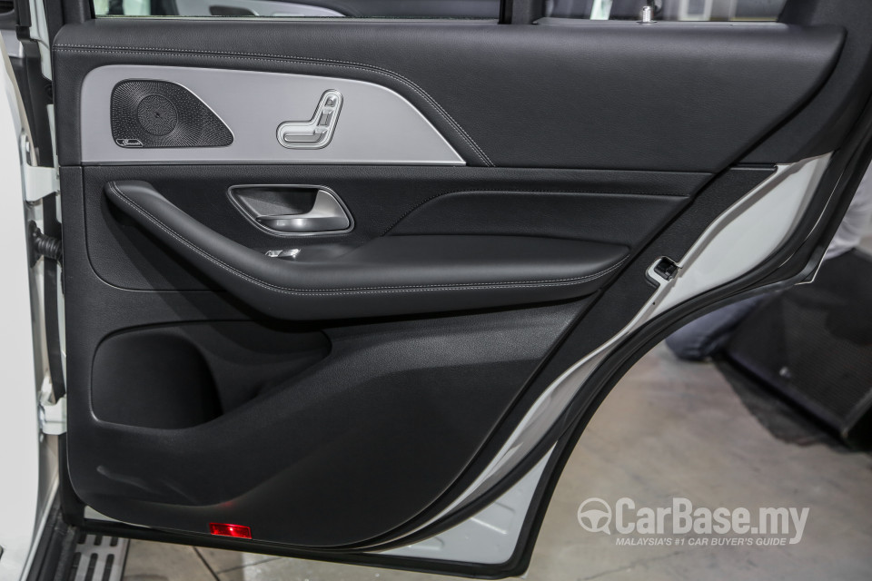 Mercedes-Benz GLE V167 (2019) Interior