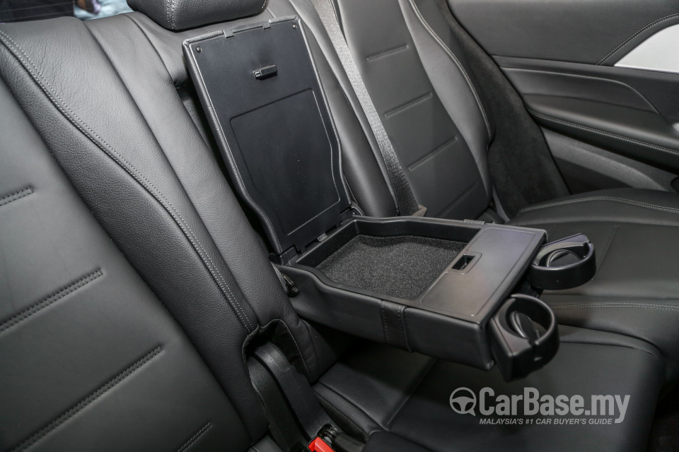 Mercedes-Benz GLE V167 (2019) Interior