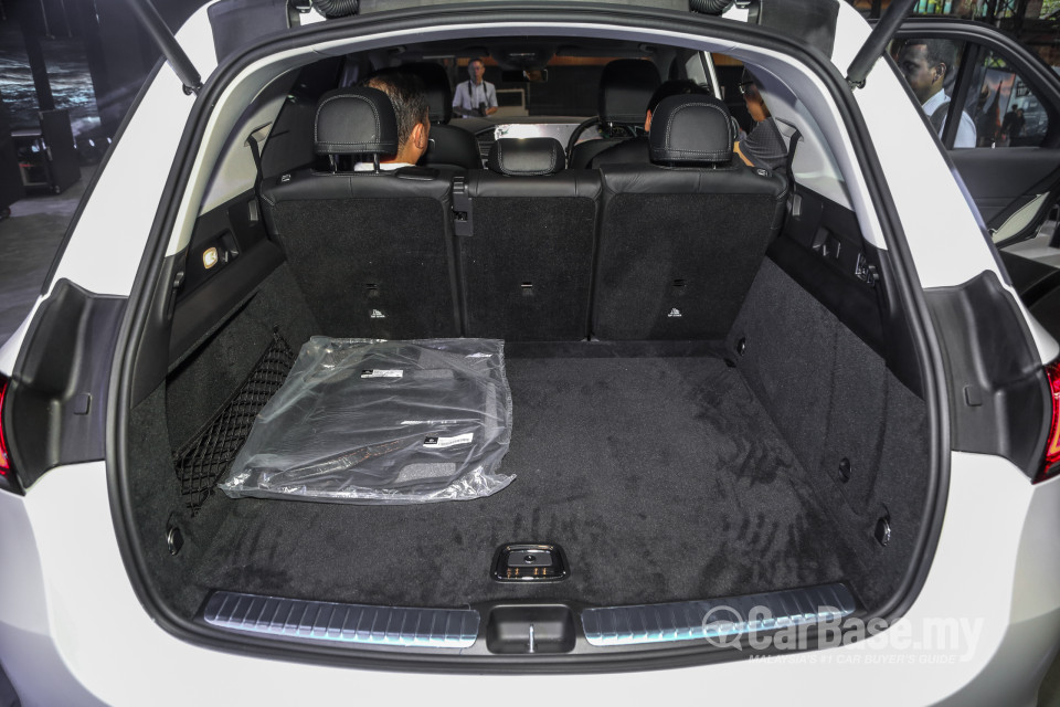 Mercedes-Benz GLE V167 (2019) Interior