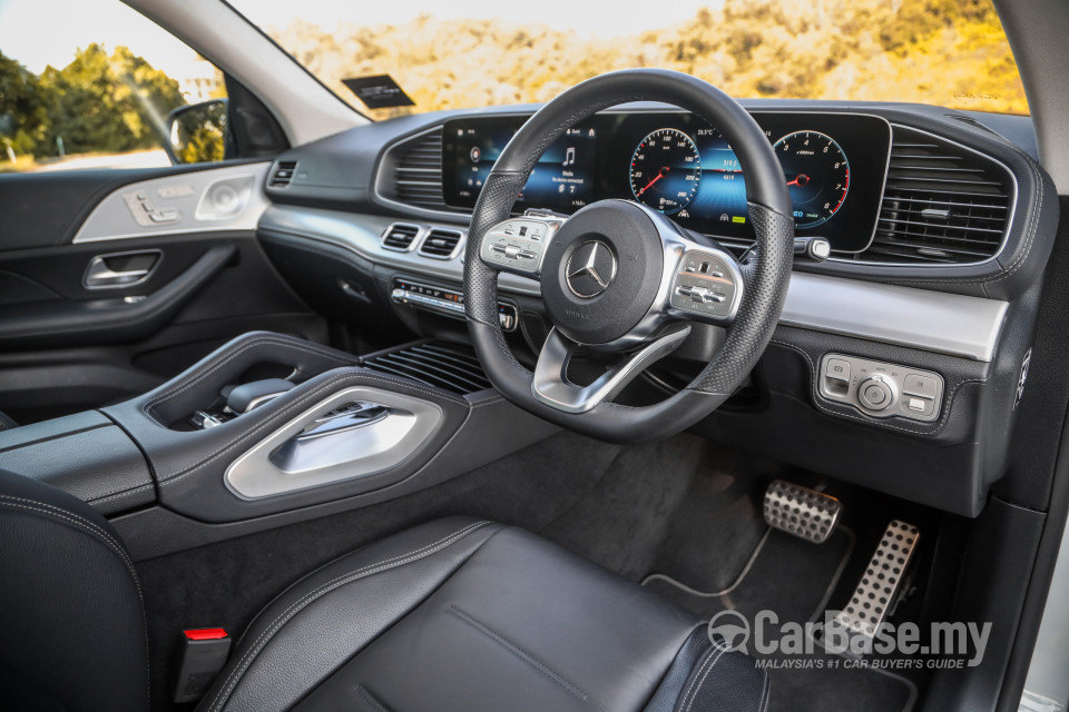 Mercedes-Benz GLE V167 (2019) Interior
