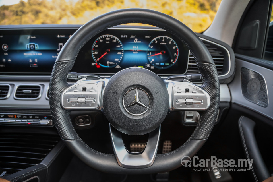 Mercedes-Benz GLE V167 (2019) Interior