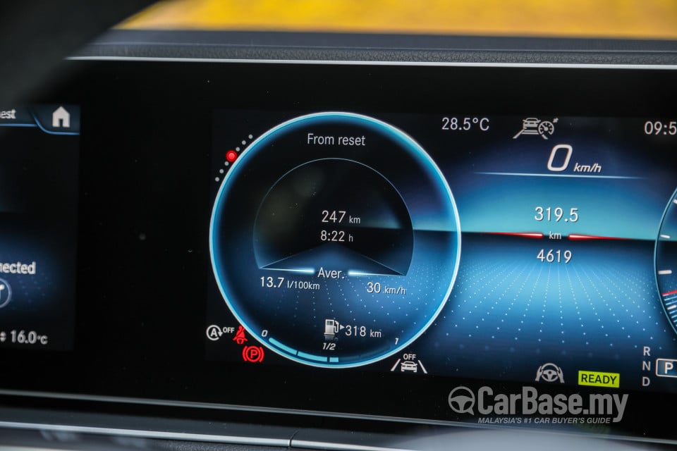 Mercedes-Benz GLE V167 (2019) Interior