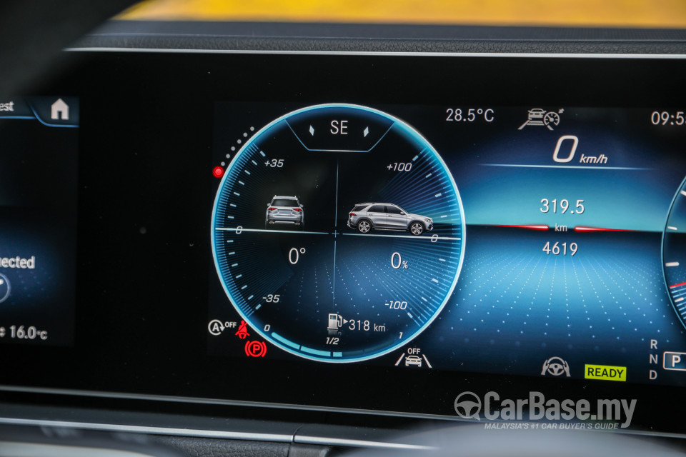 Mercedes-Benz GLE V167 (2019) Interior