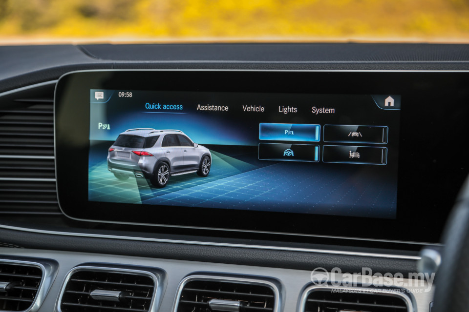 Mercedes-Benz GLE V167 (2019) Interior