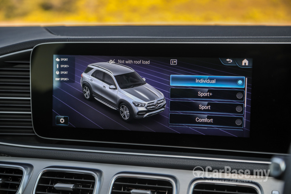 Mercedes-Benz GLE V167 (2019) Interior