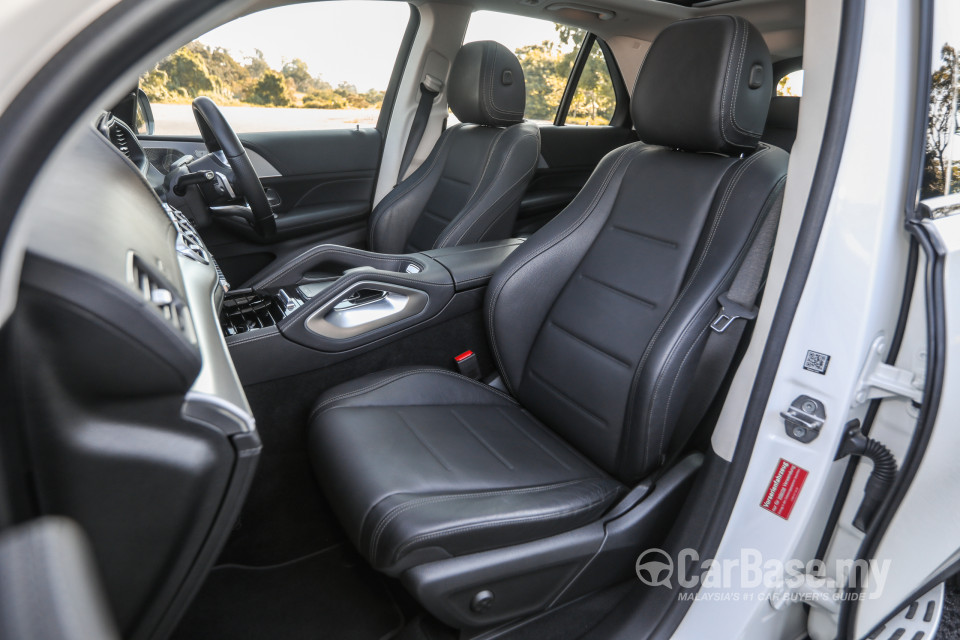 Mercedes-Benz GLE V167 (2019) Interior