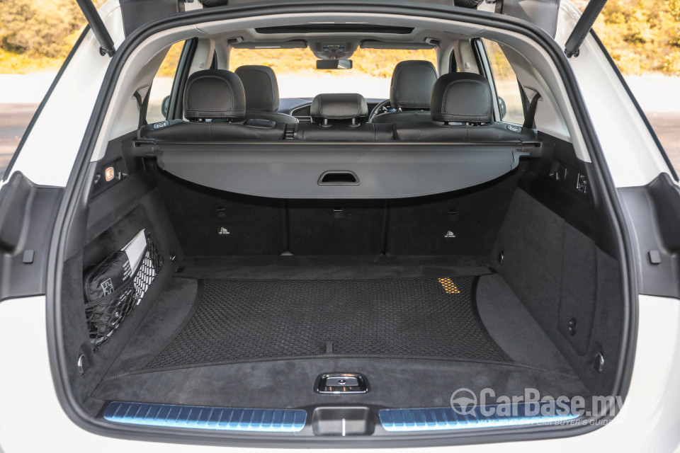 Mercedes-Benz GLE V167 (2019) Interior
