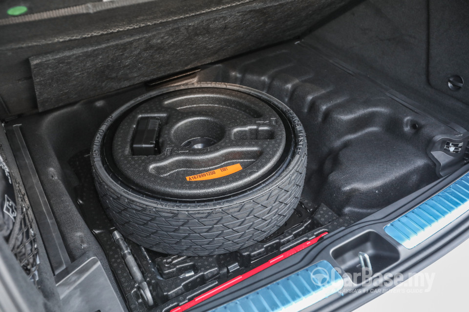 Mercedes-Benz GLE V167 (2019) Interior