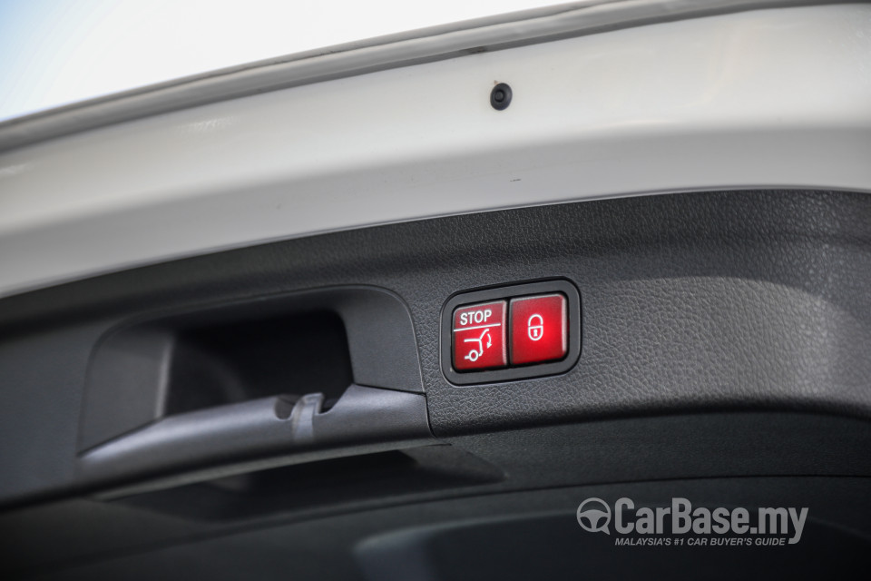 Mercedes-Benz GLE V167 (2019) Interior