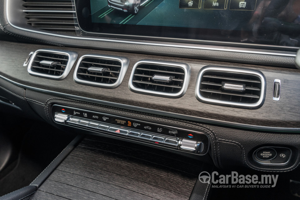 Mercedes-Benz GLE V167 (2019) Interior