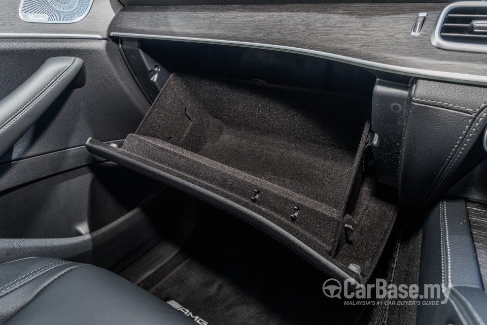 Mercedes-Benz GLE V167 (2019) Interior
