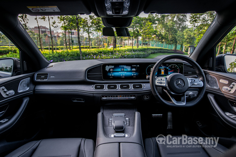 Mercedes-Benz GLE V167 (2019) Interior