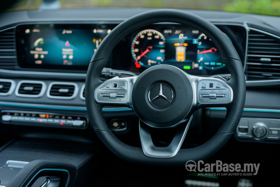 Mercedes-Benz GLE V167 (2019) Interior