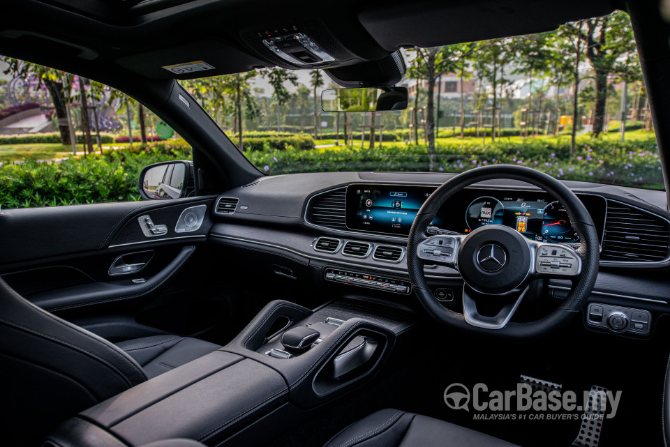 Mercedes-Benz GLE V167 (2019) Interior