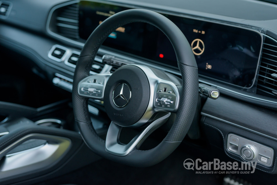 Mercedes-Benz GLE V167 (2019) Interior