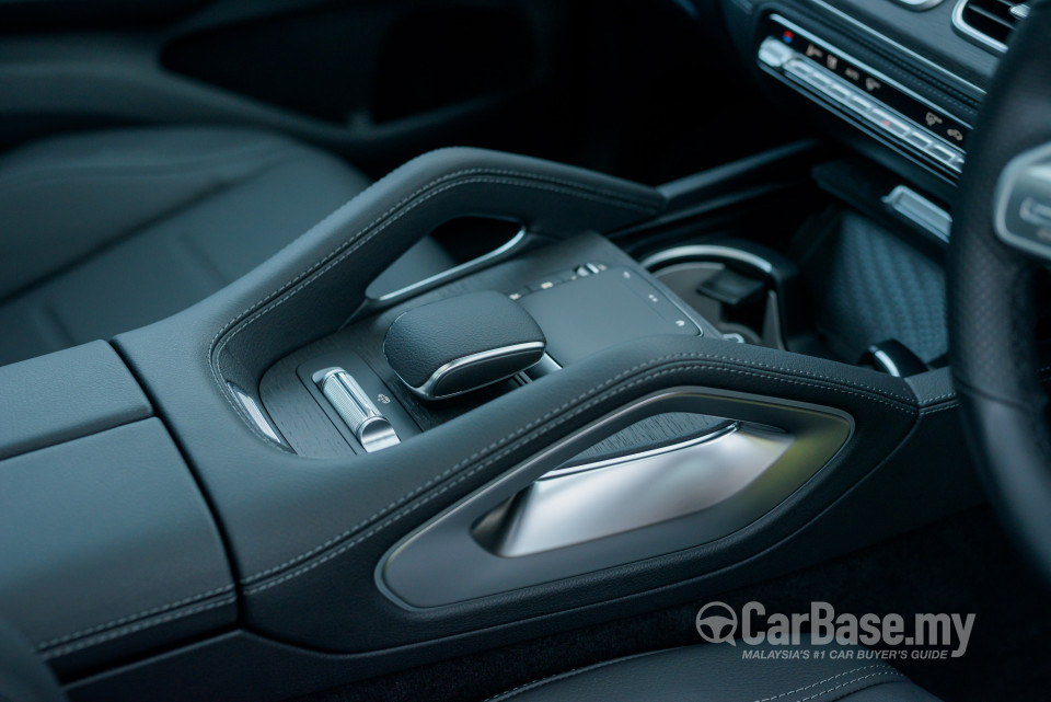 Mercedes-Benz GLE V167 (2019) Interior