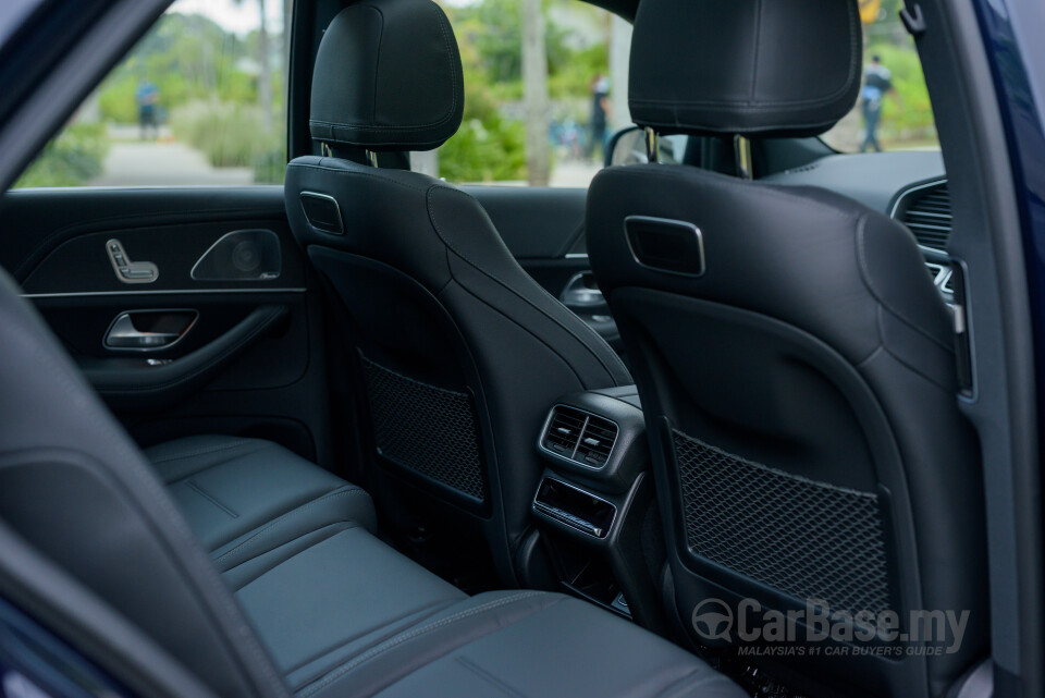 Nissan Navara D23 Facelift (2021) Interior