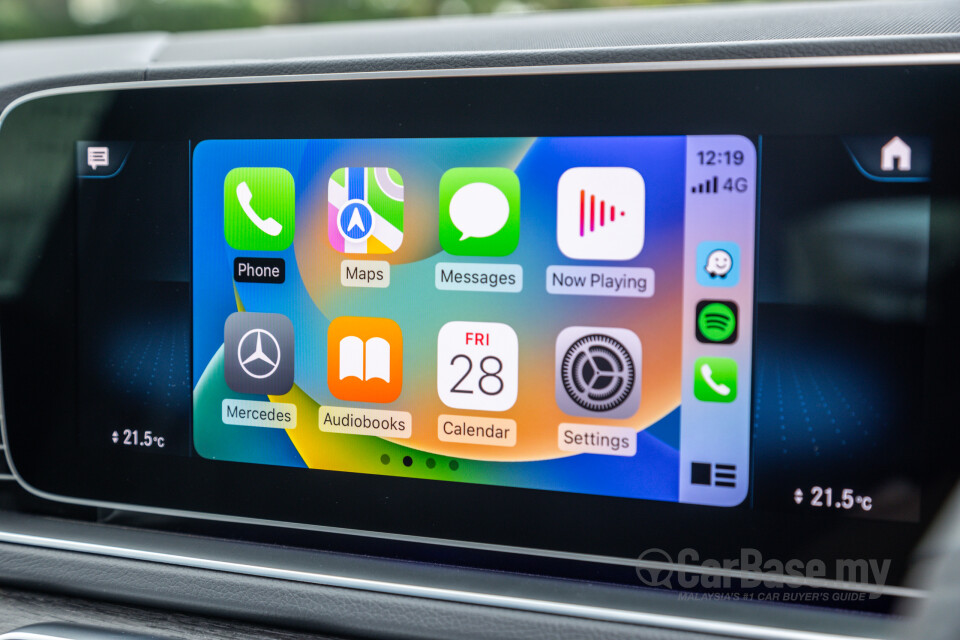 Mercedes-Benz GLE V167 (2019) Interior