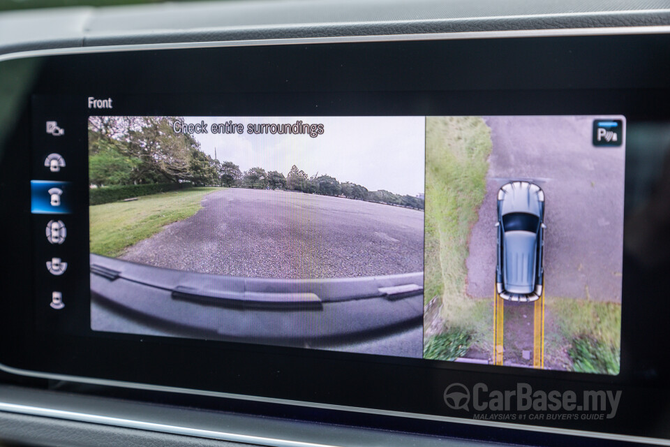Mercedes-Benz GLE V167 (2019) Interior