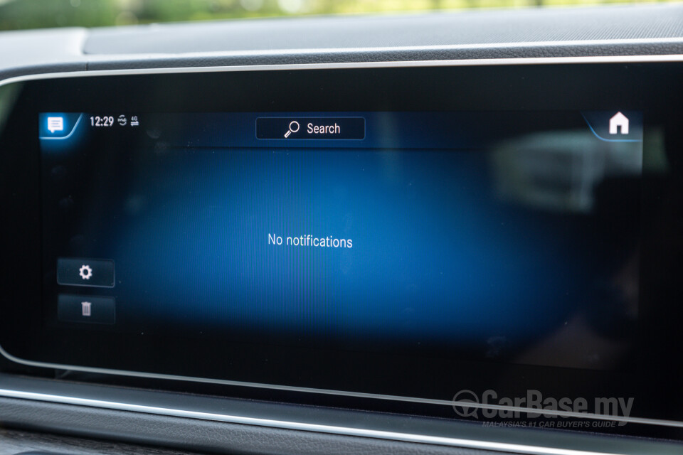 Mercedes-Benz GLE V167 (2019) Interior
