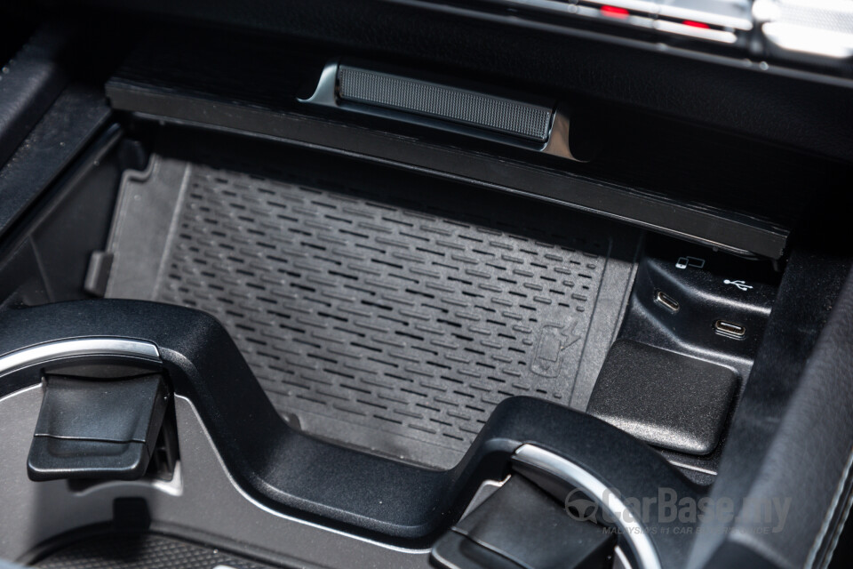 Mercedes-Benz GLE V167 (2019) Interior