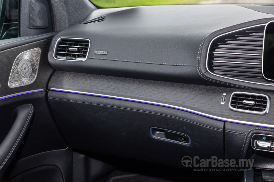 Mercedes-Benz GLE V167 (2019) Interior