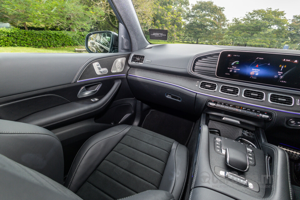 Mercedes-Benz GLE V167 (2019) Interior