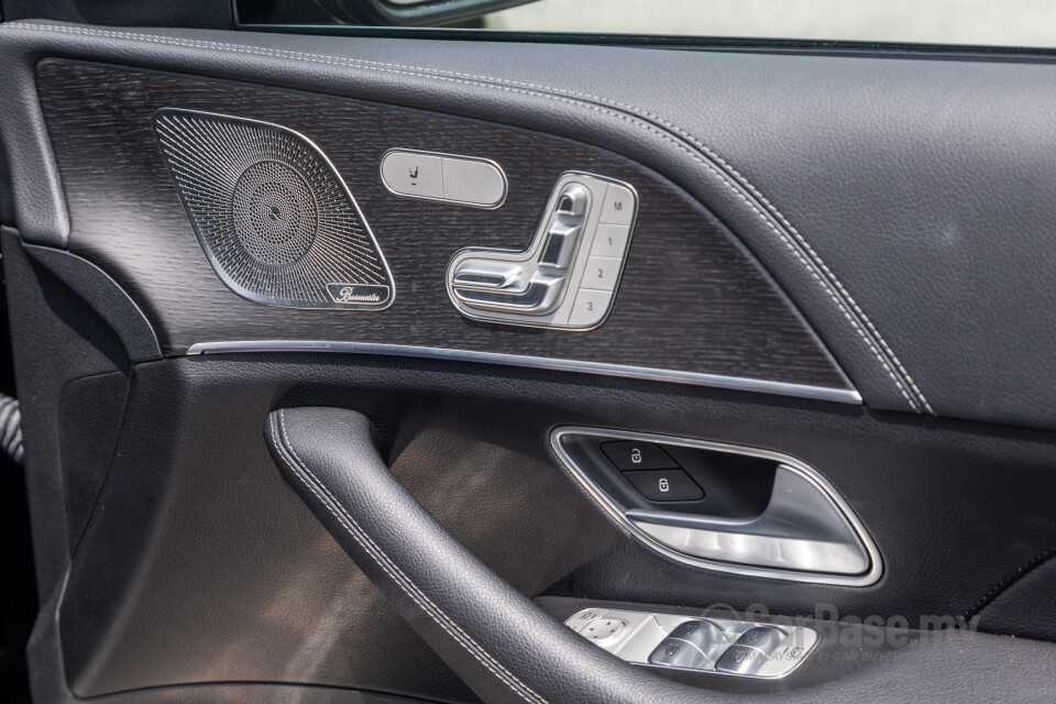 Mercedes-Benz GLE V167 (2019) Interior