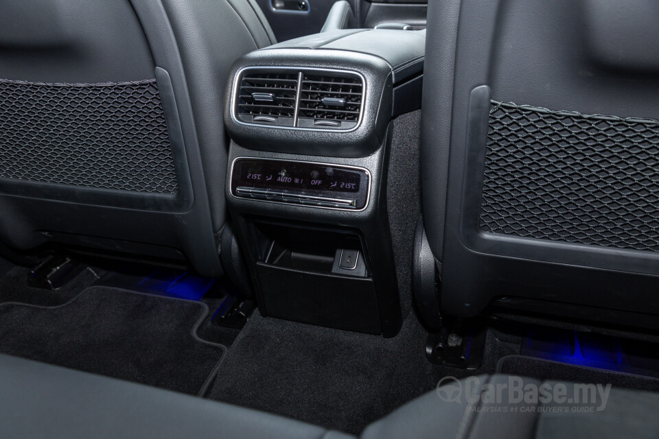 Mercedes-Benz GLE V167 (2019) Interior
