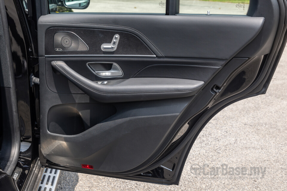 Mercedes-Benz GLE V167 (2019) Interior