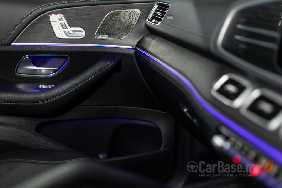 Mercedes-Benz GLE V167 (2019) Interior