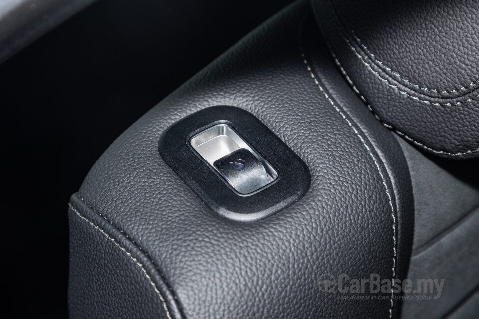 Mercedes-Benz GLE V167 Facelift (2024) Interior