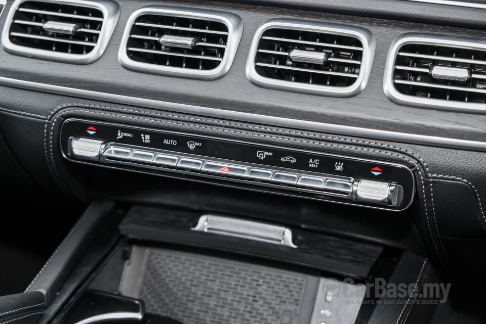 Mercedes-Benz GLE V167 Facelift (2024) Interior