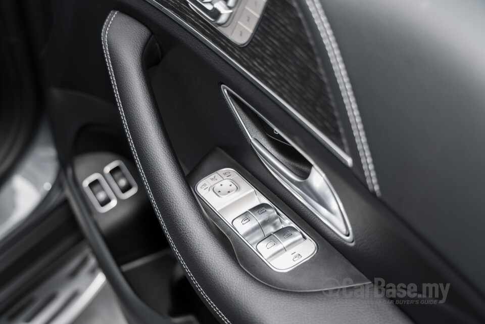 Mercedes-Benz GLE V167 Facelift (2024) Interior