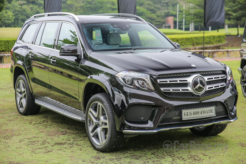 Toyota Fortuner AN160 (2016) Exterior