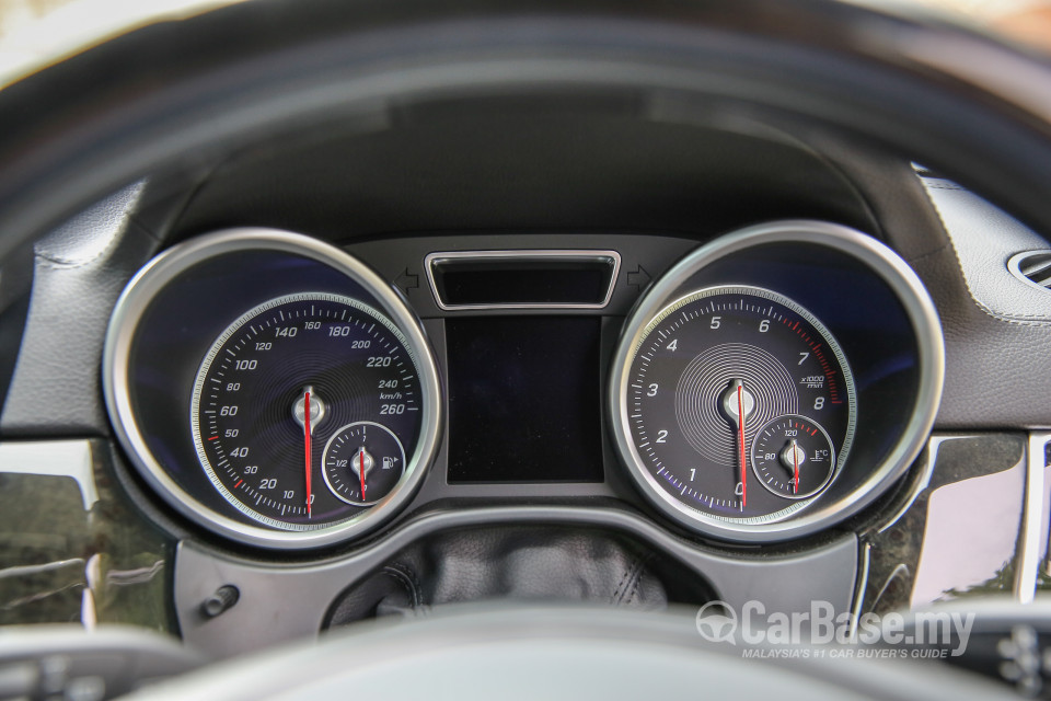 Mercedes-Benz GLS X166 Facelift (2016) Interior