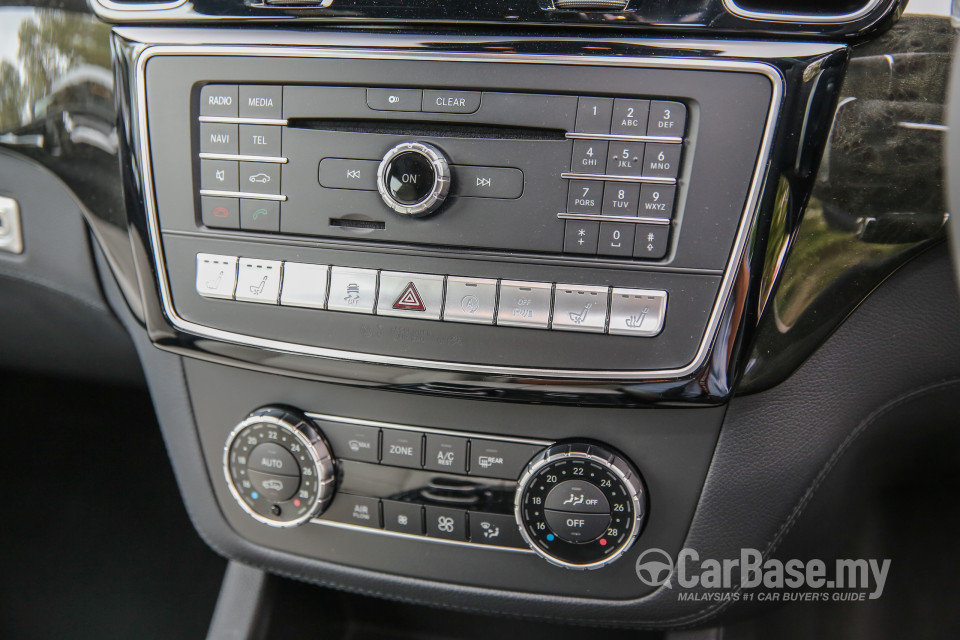 Mercedes-Benz GLS X166 Facelift (2016) Interior