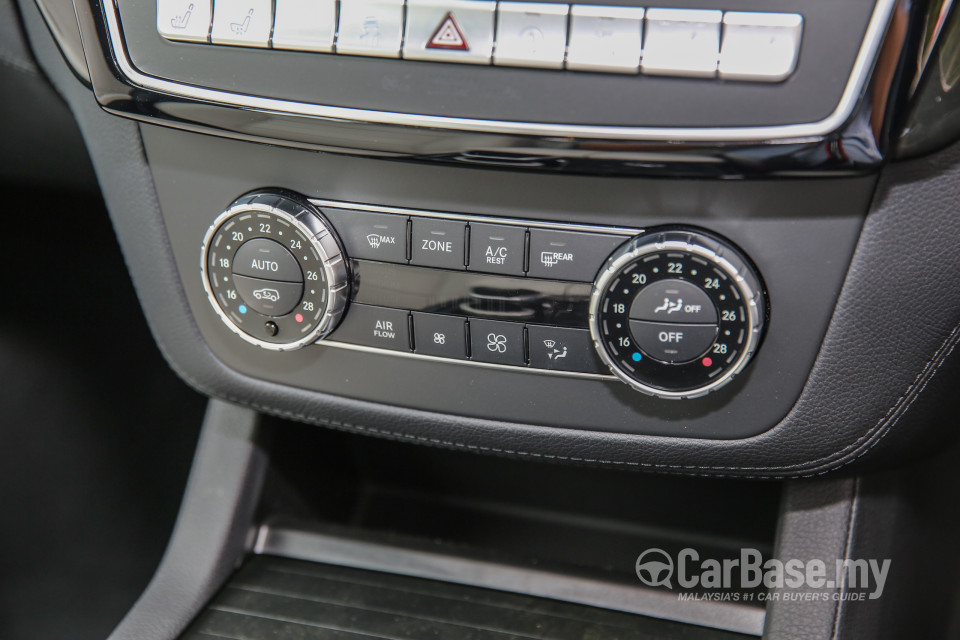 Mercedes-Benz GLS X166 Facelift (2016) Interior