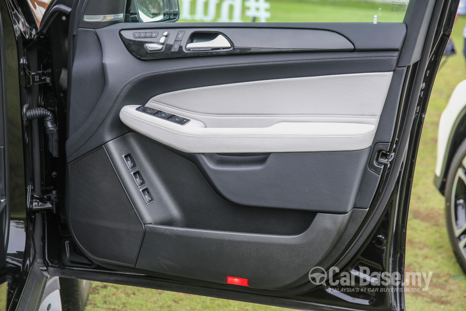 Mercedes-Benz GLS X166 Facelift (2016) Interior