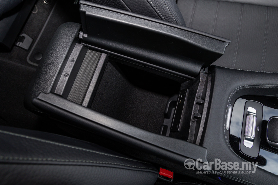 Mercedes-Benz GLS X167 (2020) Interior