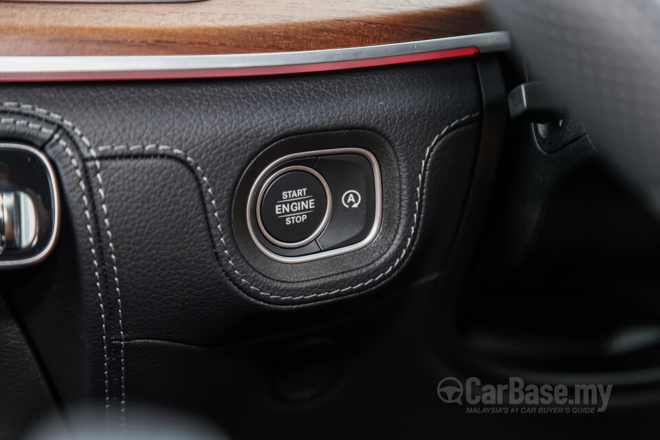 Mercedes-Benz GLS X167 Facelift (2024) Interior