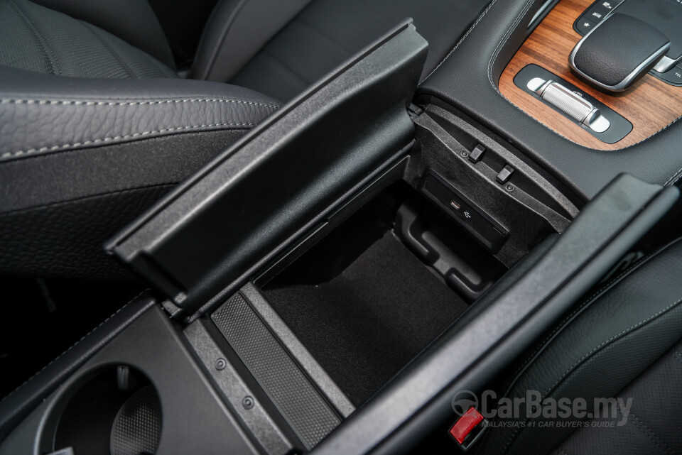 Mercedes-Benz GLS X167 Facelift (2024) Interior