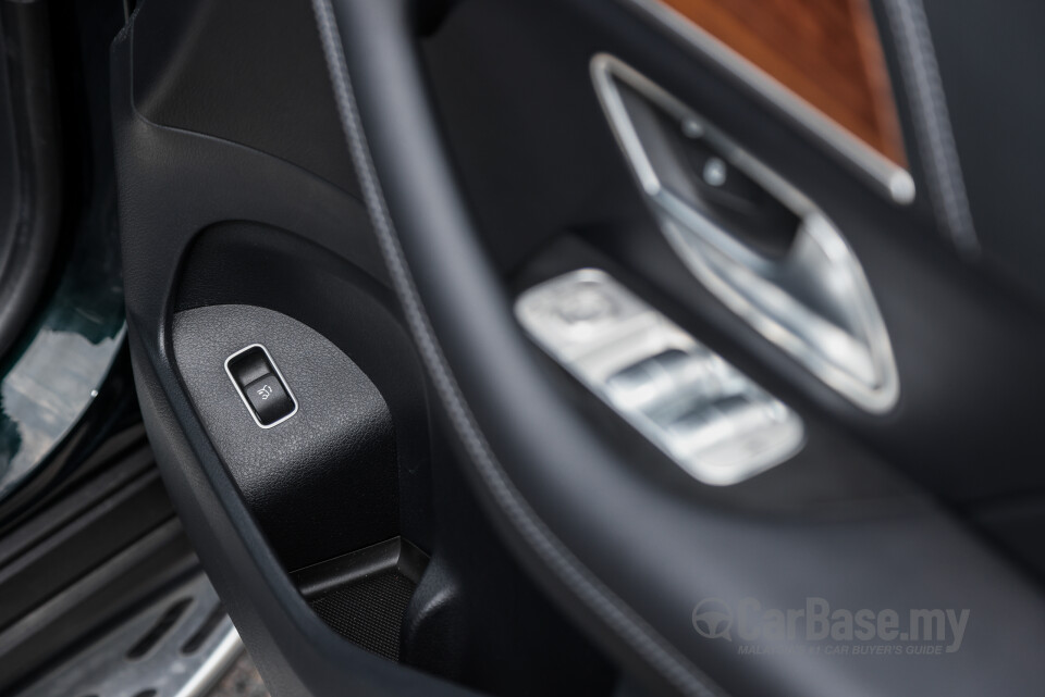 Mercedes-Benz GLS X167 Facelift (2024) Interior