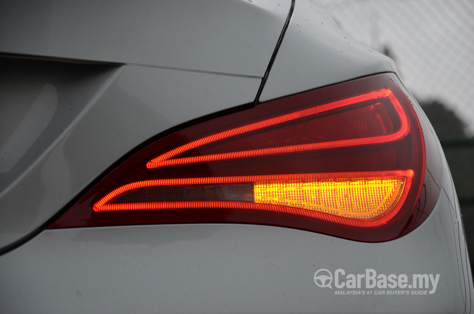 Mercedes-Benz CLA C117 (2014) Exterior